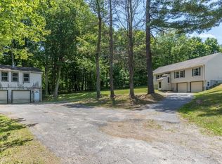 1572 Massachusetts Ave, Lunenburg, MA 01462