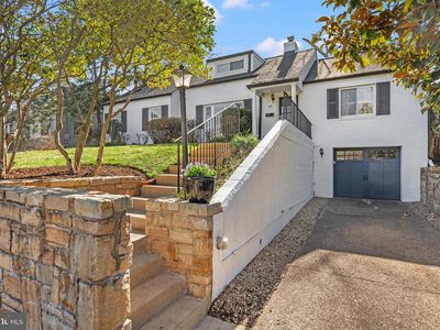 402 Skyhill Rd, Alexandria, VA, 22314