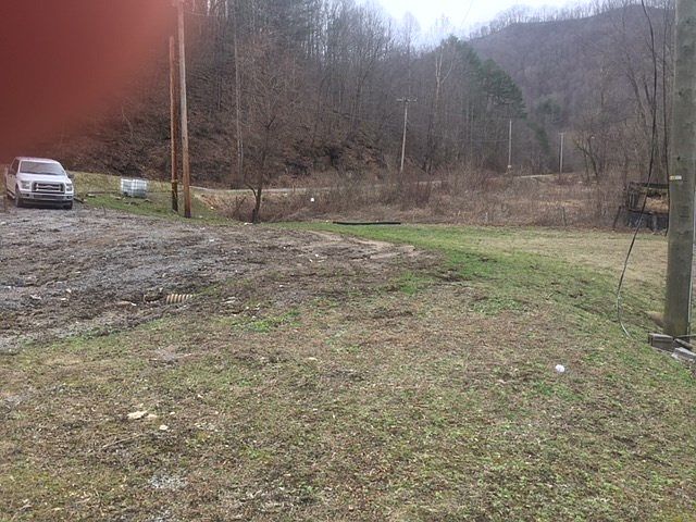 2nd image of 326 Woodman Creek Rd