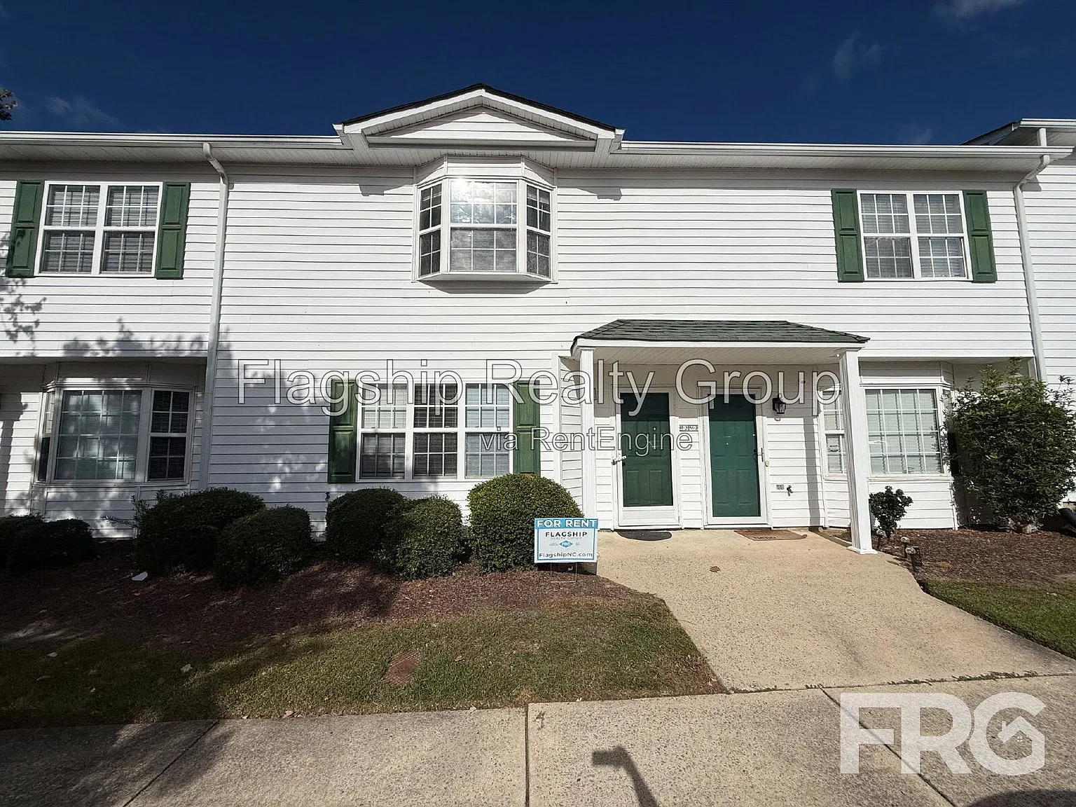 2 bed, 1.5 bath, 1453 sqft, $1,200 — Photo 3