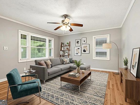 4th image of 928 Magna Carta Dr NW