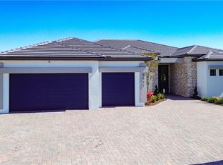 512 NW 38th Ave, Cape Coral, FL 33993