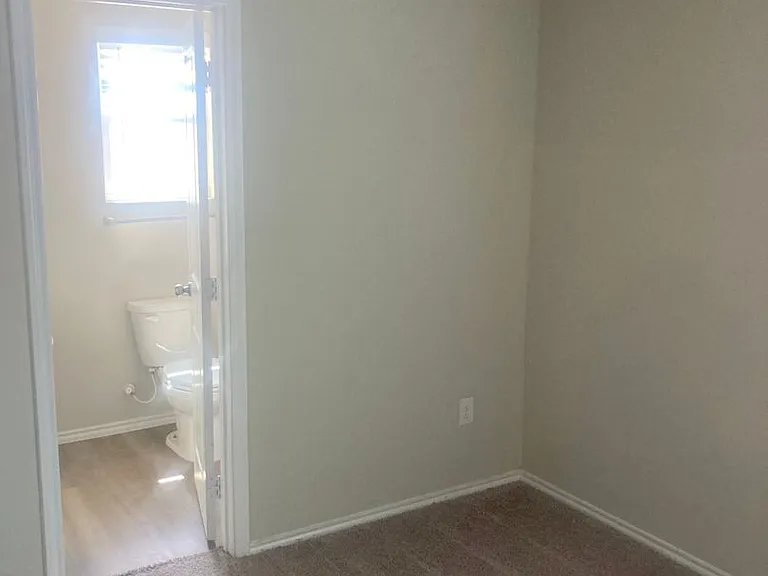 3815 Key West Way — Photo 9