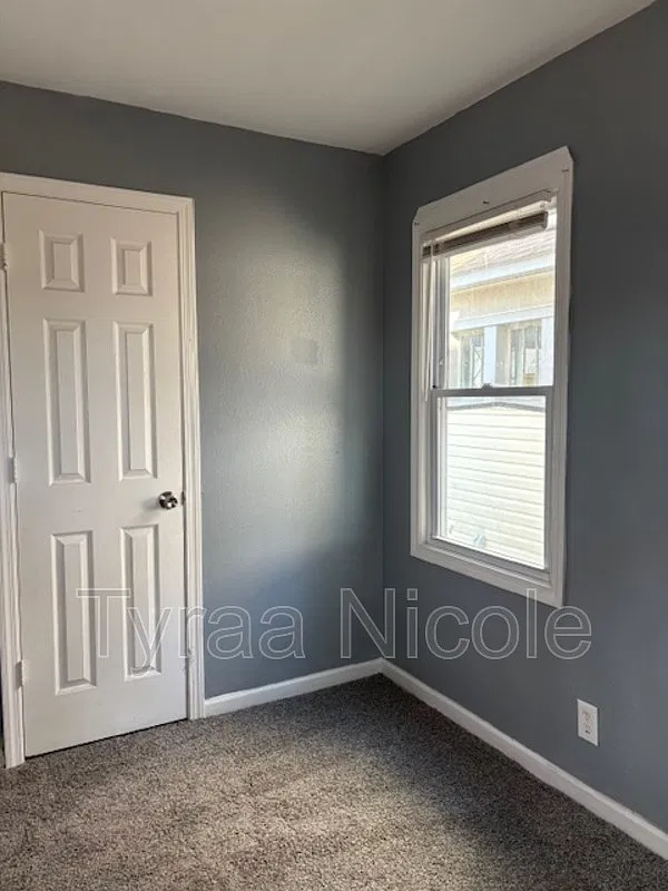 4 bed, 1.0 bath, 1191 sqft, $1,350 — Photo 2