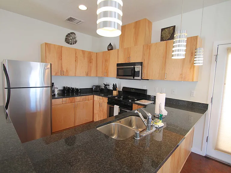 201 Aliso Dr SE #12 — Photo 5