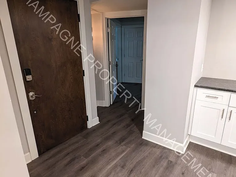 920 Ward Pkwy — Photo 22
