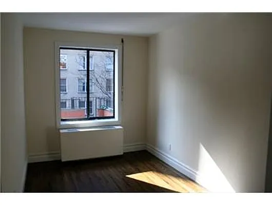 Rented by Douglas Elliman | media 15