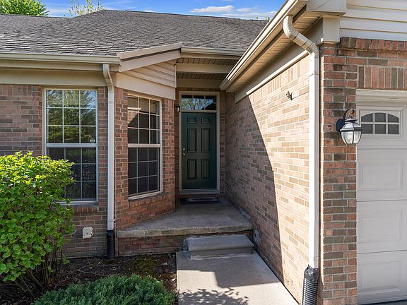 4th image of 7757 Mitchell Dr #122