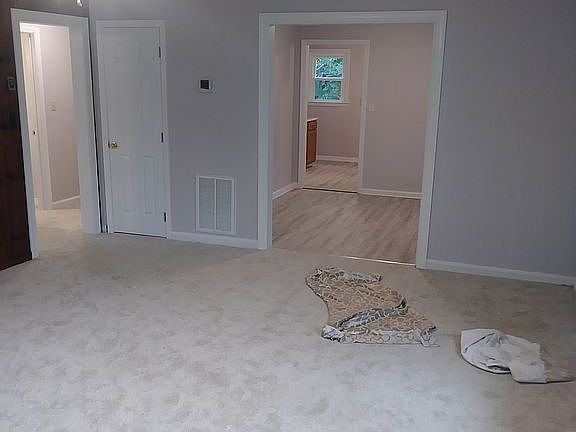 4th image of 213 Waheela Dr