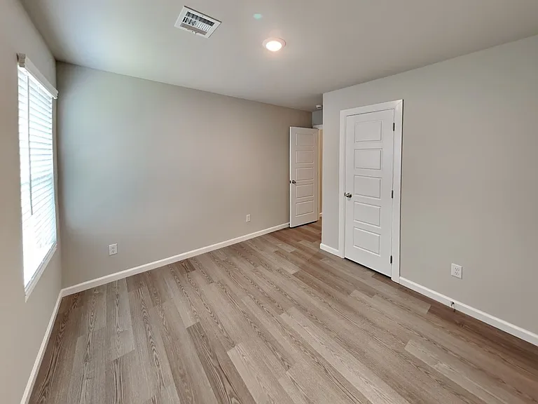 10504 SW 41st St — Photo 15