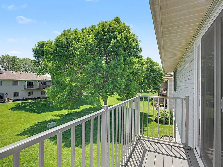 3292 Greenbrier St #D — Photo 12