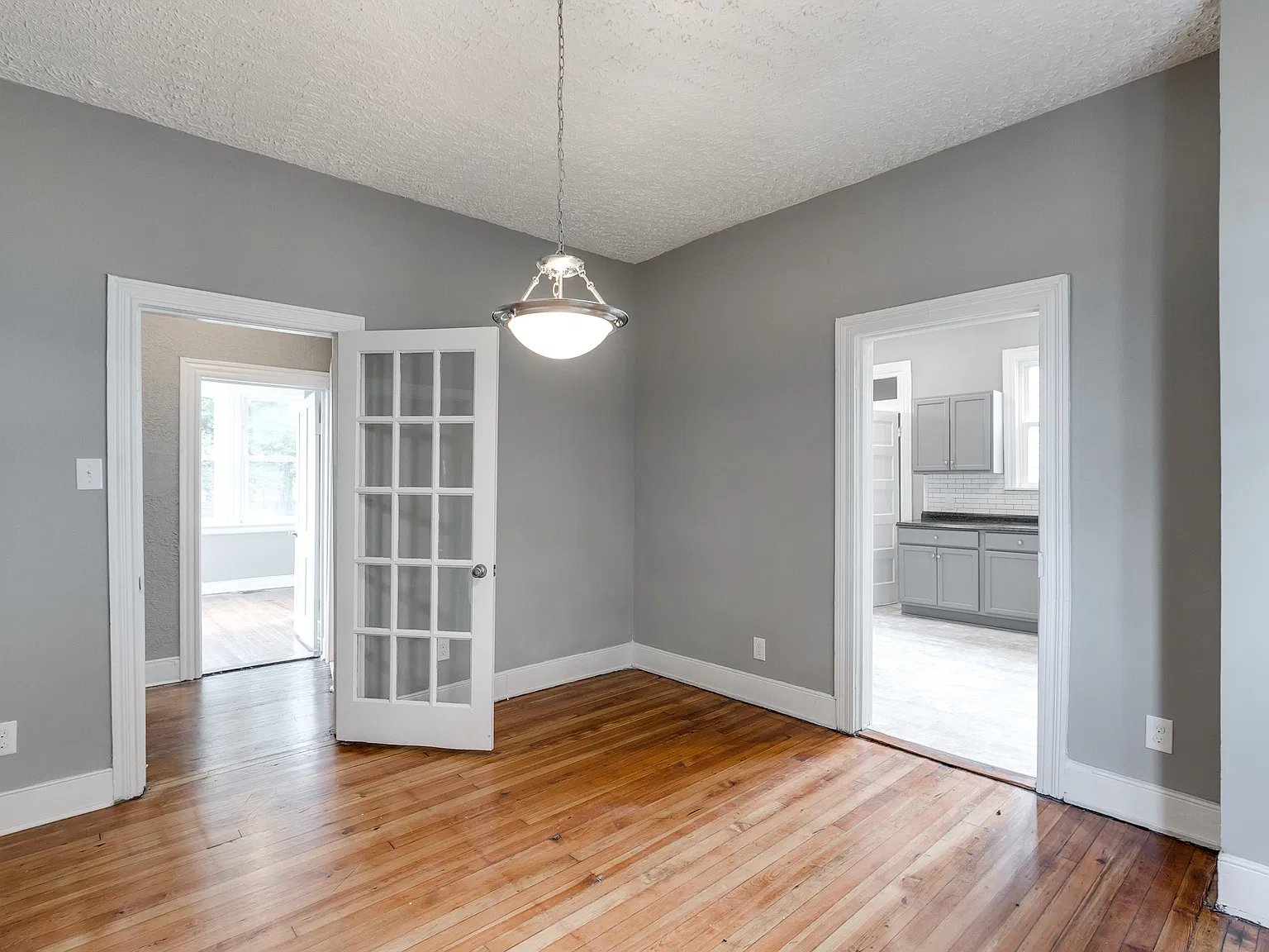4 bed, 2054 sqft, $2,364 — Photo 1