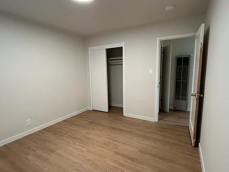 3031 Alma St — Photo 8