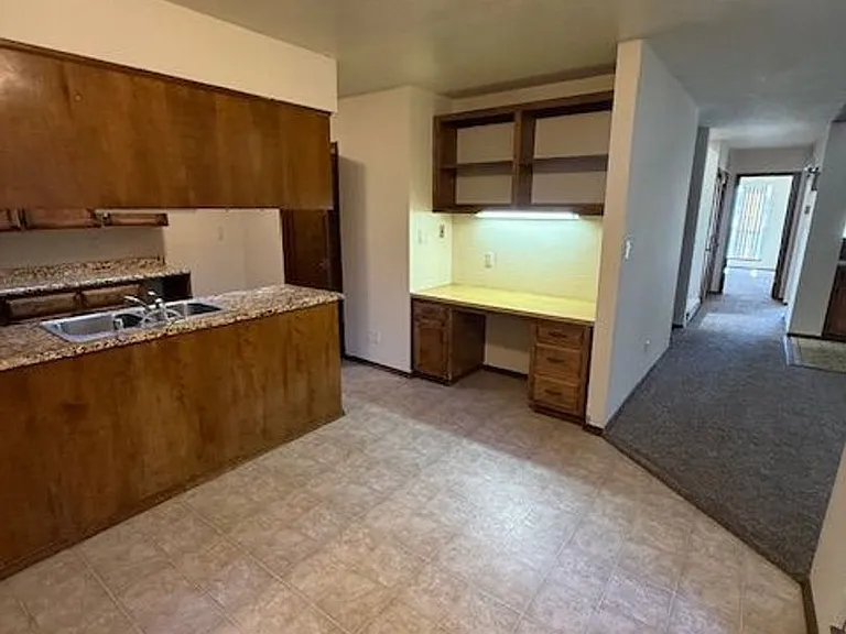 23 Lakeshore Dr NE — Photo 5