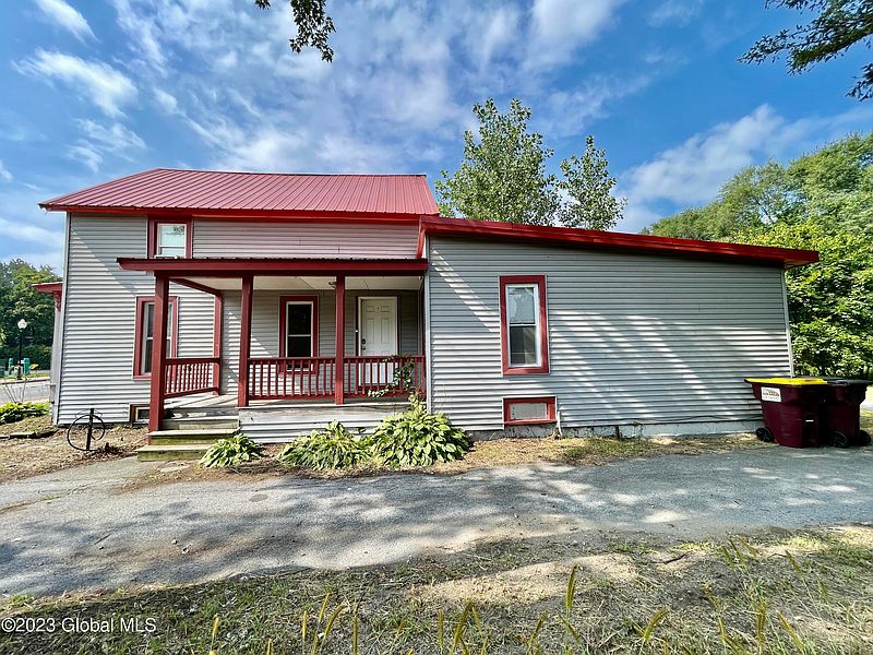 3rd image of 23 Main St