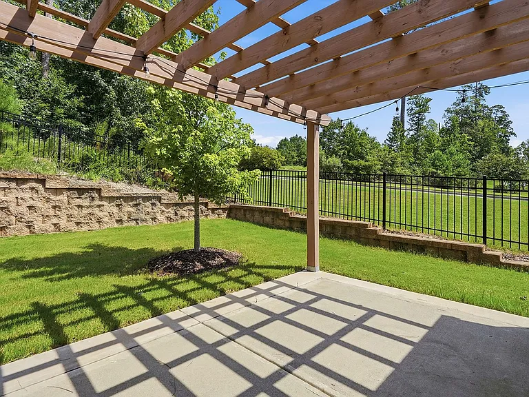 438 Brook Pine Trl — Photo 27