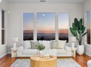 8249 Skyline Cir, Oakland, CA 94605