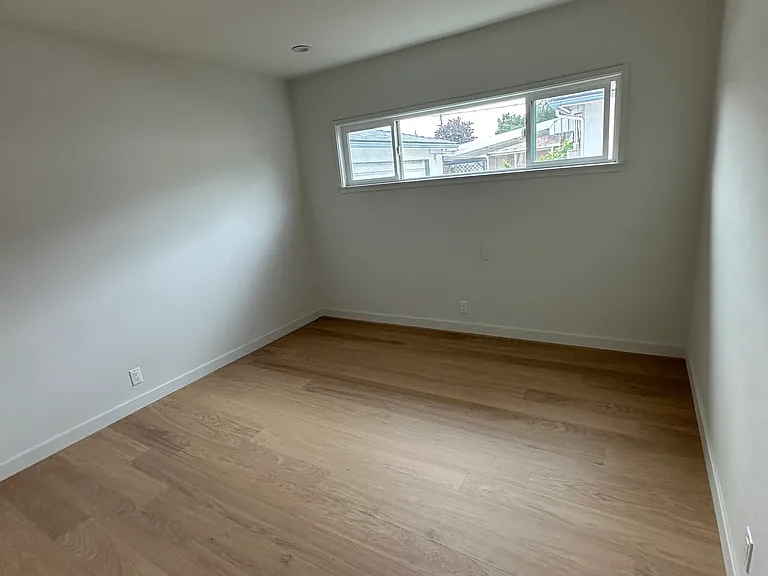 9932 Duffy St — Photo 8