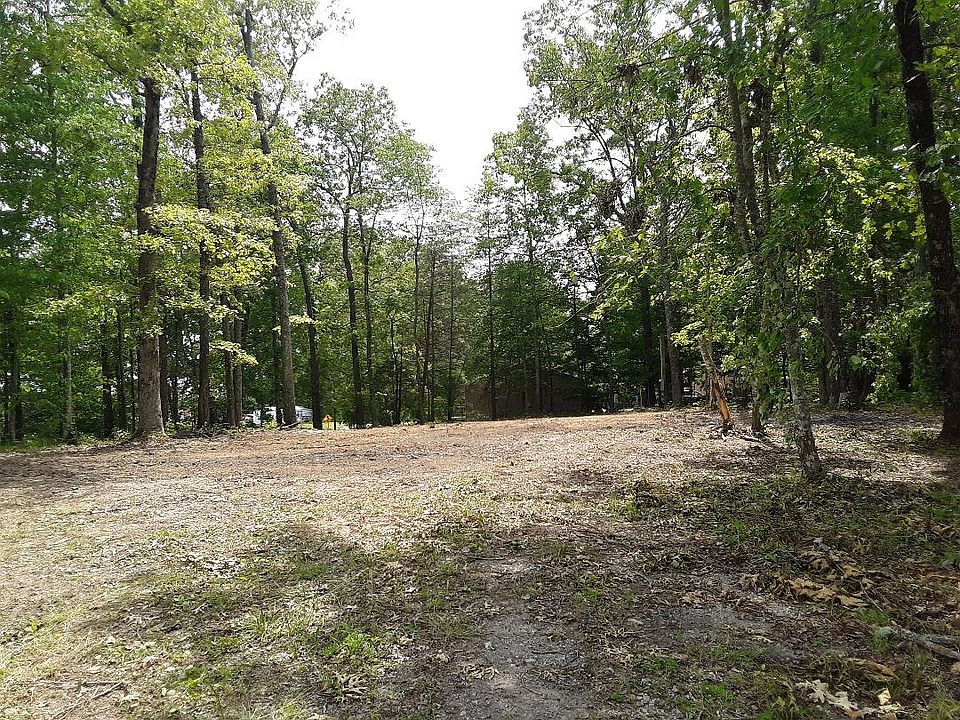 2nd image of 13938 Park Rd