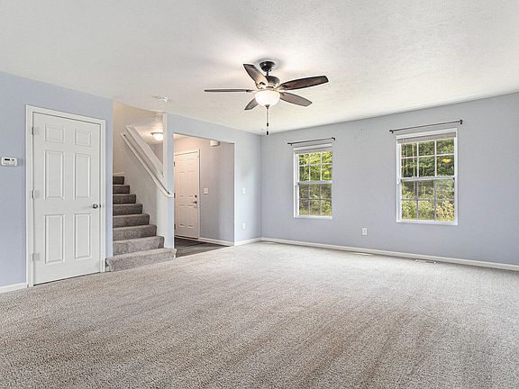 5th image of 203 Station Hill St