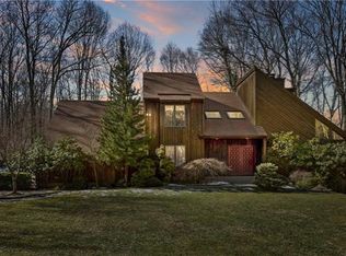 12 Wappinger Trl, Briarcliff, NY 10510