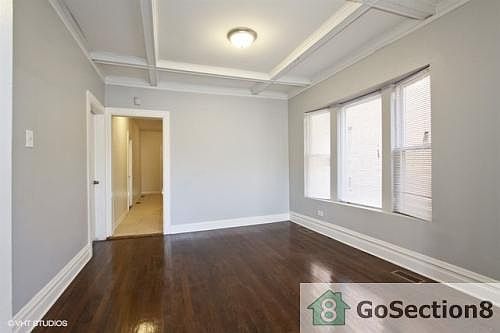 5th image of 8400 S Oglesby Ave