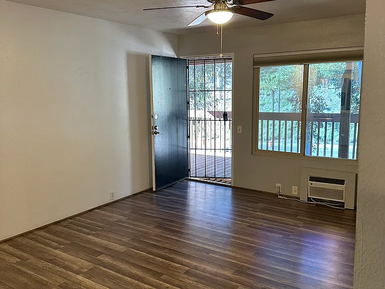 6386 Rancho Mission Rd #322-1 — Photo 3