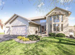 10936 Oakwood Ln N, Champlin, MN 55316