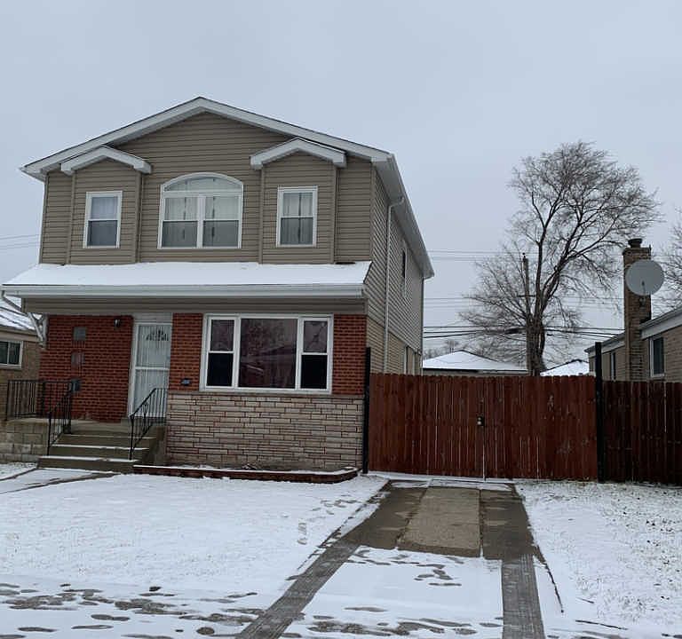 2nd image of 4042 W 83rd St