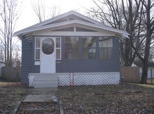 911 W Tremont St, Champaign, IL 61821