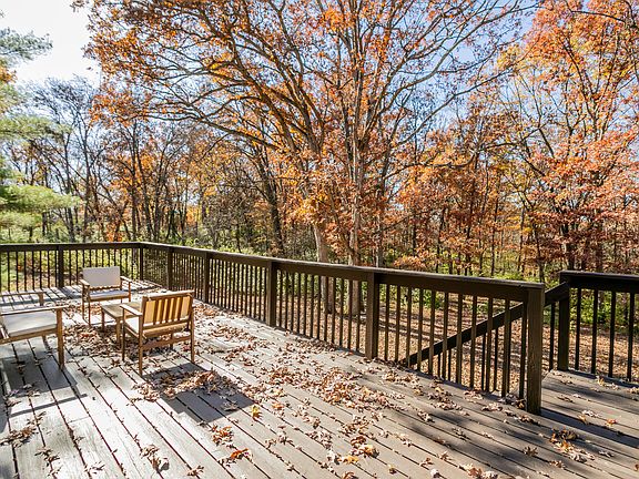 4th image of 5121 N Rte E