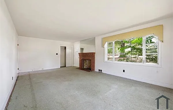 6628 University Pkwy — Photo 22