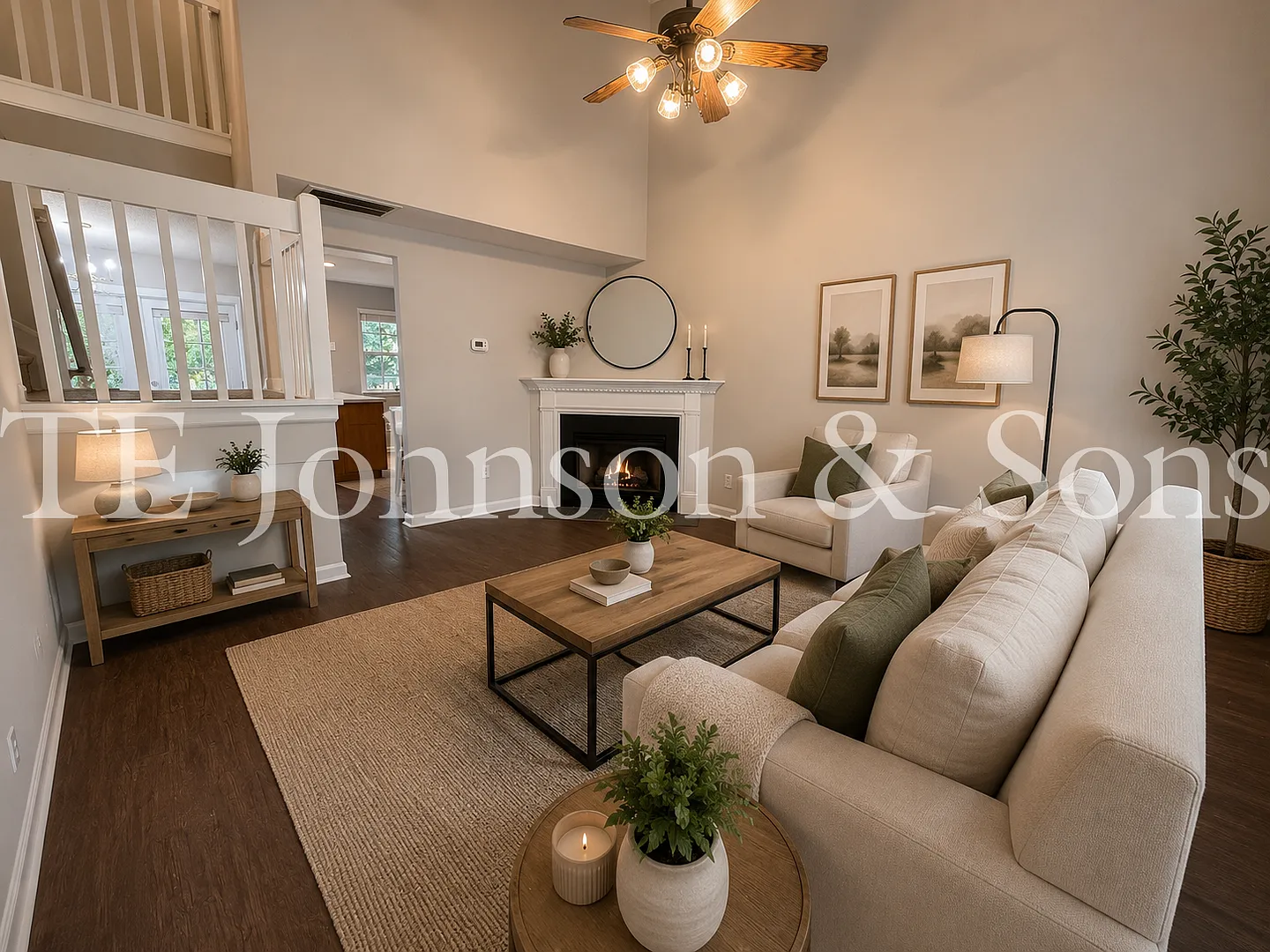 Beautiful 3BR Home with Vaulted Ceilings, Community Pool & Main Level Primary Suite — Photo 3