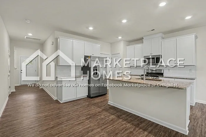 1109 Alston Ridge Ct — Photo 7