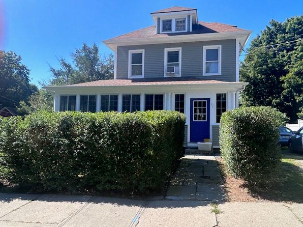 37 Center St #B