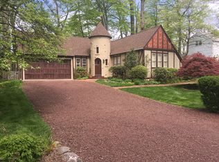 19 Ridgewood Pkwy W, Denville, NJ 07834