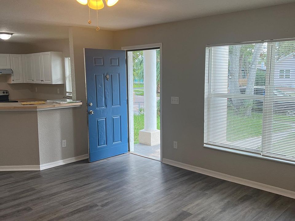 1st image of 650 26th Ave S