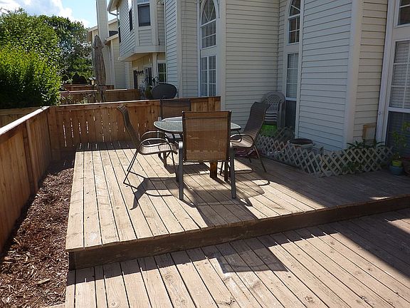 5th image of 709 Sturnbridge Ln