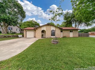 12602 Northledge Dr, Live Oak, TX 78233
