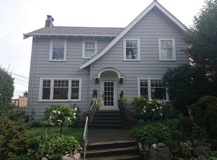 1630 Peach Ct E, Seattle, WA 98112