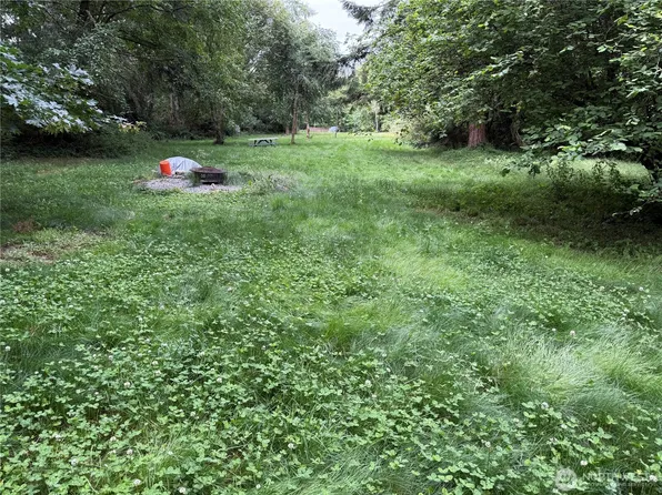 15816 Vashon Highway SW, Vashon, WA 98070