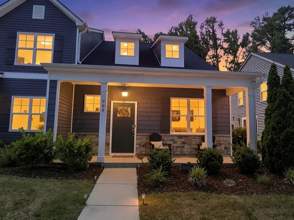 709 Hadstock Path, Zebulon, NC 27597