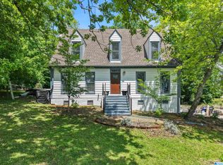 2101 Woodledge Dr, Birmingham, AL 35226