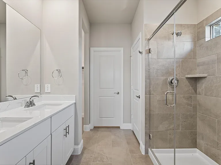 1724 Arches Rd — Photo 9