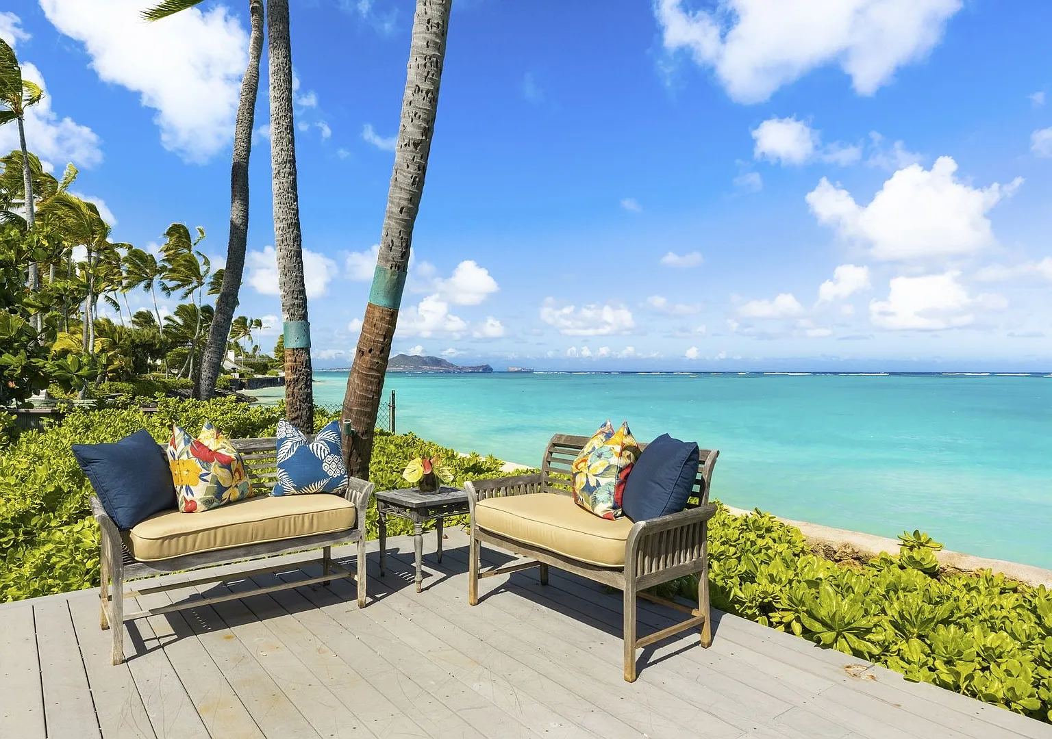 Superbly Designed Home w/ Views of the Mokulua Islands & Ocean: Mokulua Sunrise — Photo 4