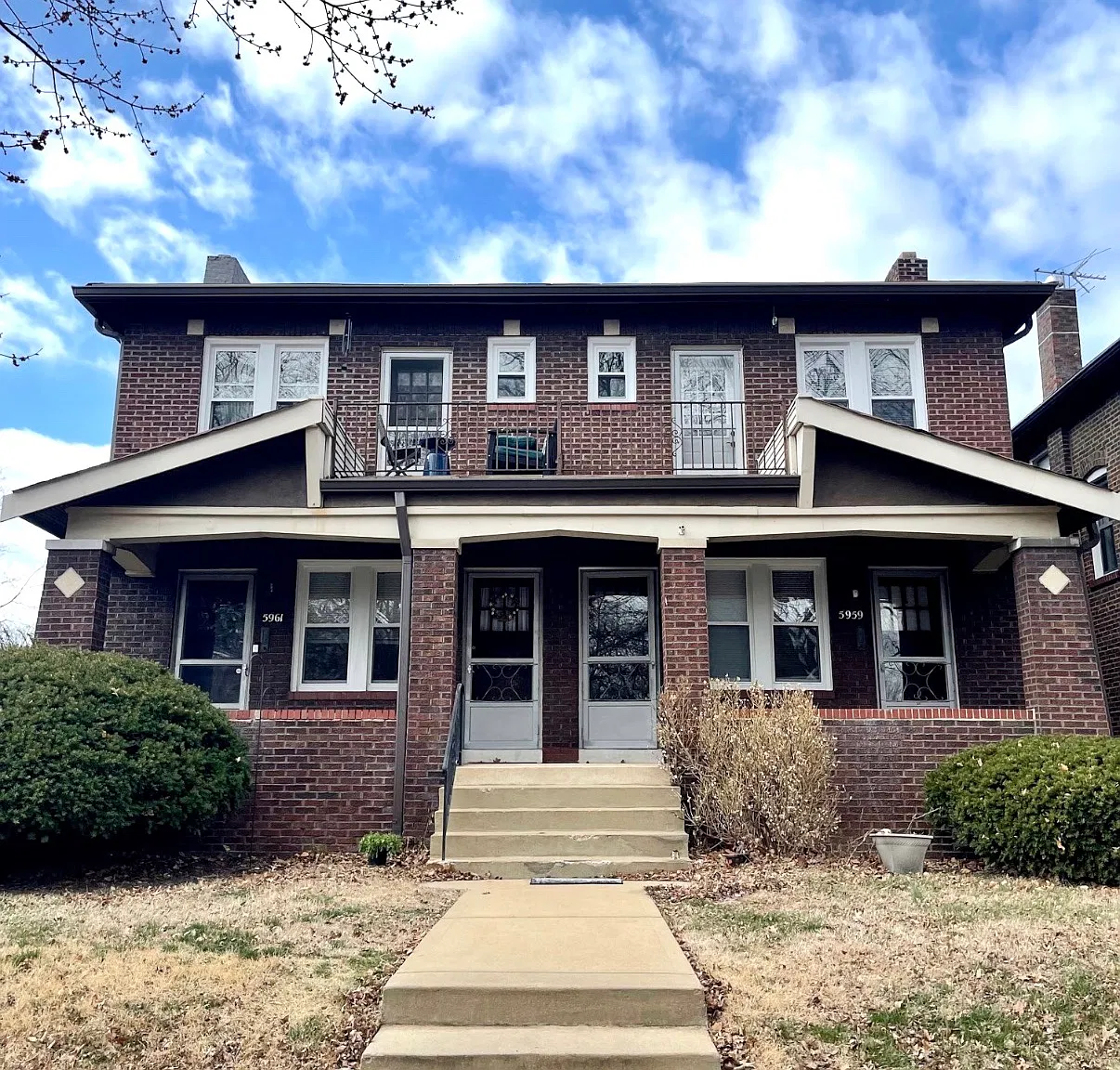 1 bed, 1050 sqft, $1,050 — Photo 1