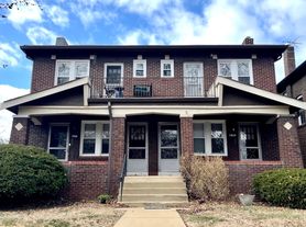 5961 Coronado Ave, Saint Louis, MO