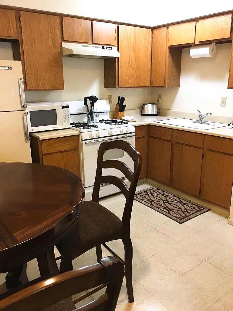 1 bed, 650 sqft, $2,088 — Photo 4