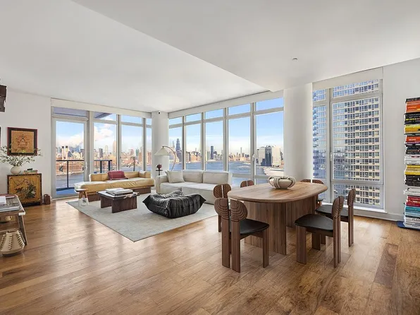 2 Northside Piers APT 19K, Brooklyn, NY 11249