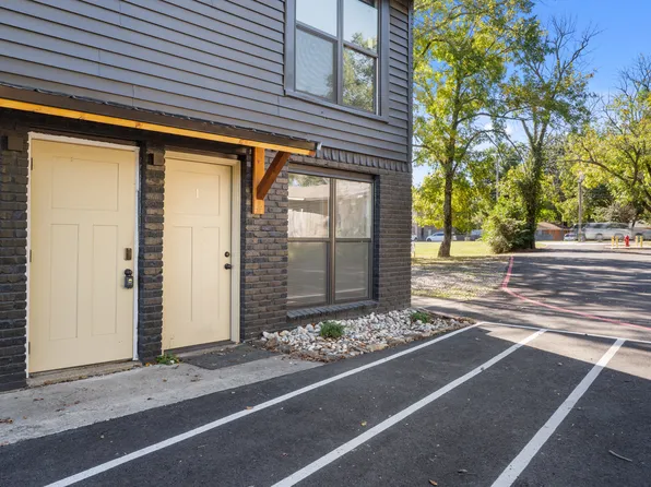 2210 Washington Ave #9, Conway, AR 72032